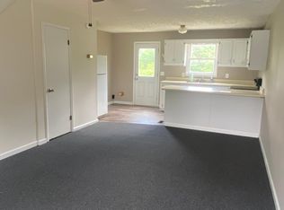 450 Camp Creek Cir #D, Cornelia, GA 30531