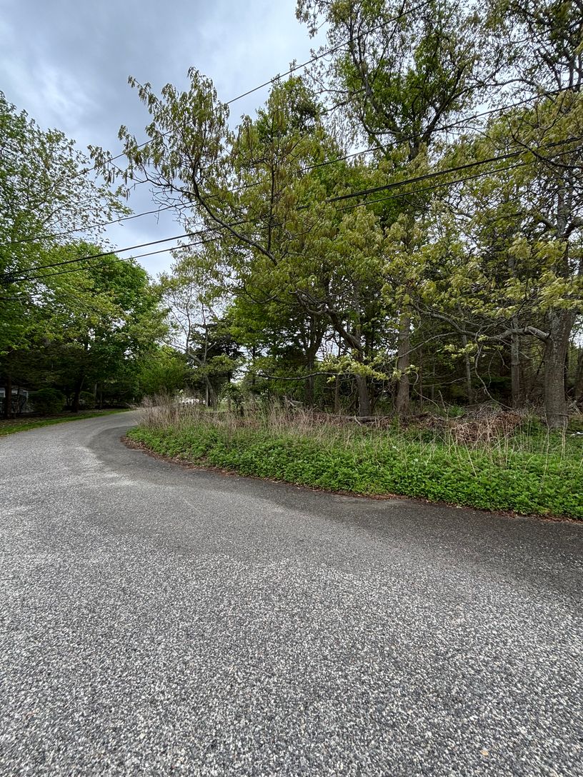  Wooded waterview lot