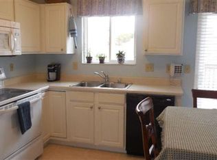 3636 Ridgewood Ave, Cincinnati, OH 45211