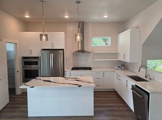 17346 90th Dr NE, Bothell, WA 98011