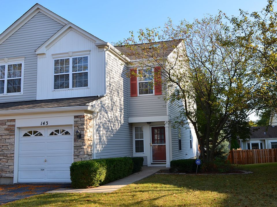 1st image of 143 Oakton Dr