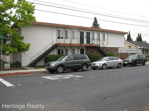 3rd image of 275 Stambaugh St APT 6