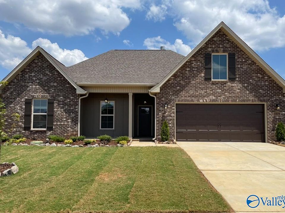 1st image of 300 Herbie Ln