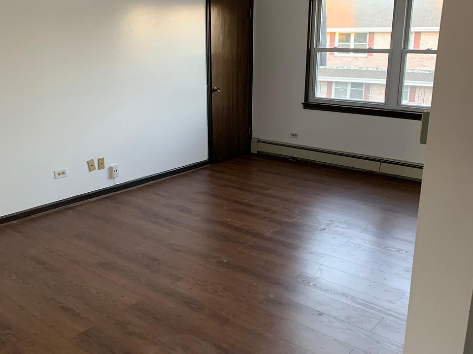 7527 Country Ln Darien IL Zillow