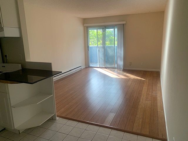 1st image of 1126 Boardwalk Ave