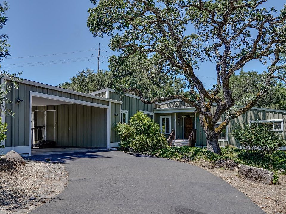 1st image of 3 Oak Grove Way