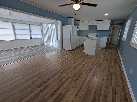 4th image of 6700 150th Ave N Lot 516