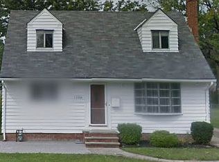 1306 Orchard Heights Dr, Mayfield Heights, OH 44124