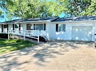 1817 6th Ave, Sterling, IL 61081