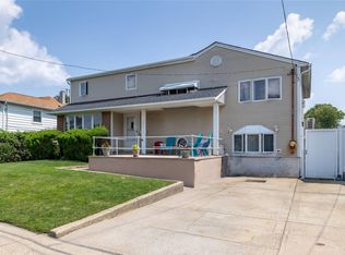 134 Franklin Ave, Island Park, NY 11558