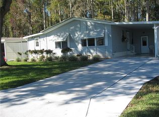 415 Sandalwood Dr, Wildwood, FL 34785