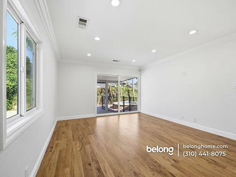 7947 Atoll Ave — Photo 24