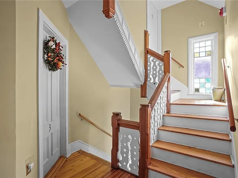 12 Catherine St #3 — Photo 15