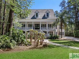 7 Commodore Ct, Savannah, GA 31410