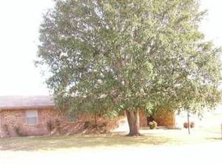 220 W Driftwood Dr, Fredericksburg, TX 78624
