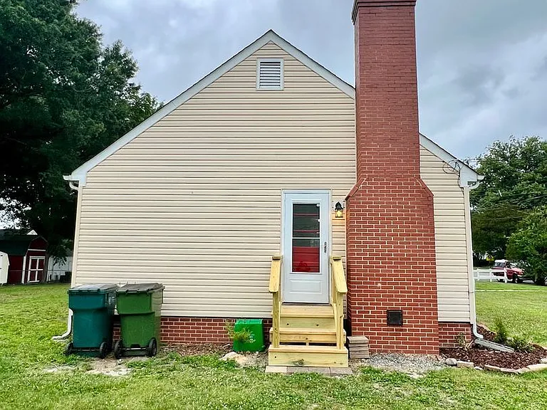 2517 Williams St — Photo 31