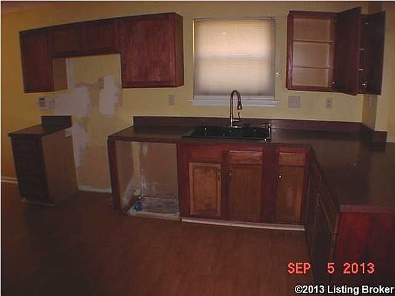 5th image of 3712 Bartlett Ct