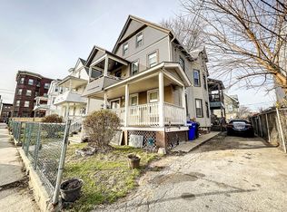24 26th Grv, Springfield, MA 01107