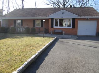 37 Melrose Dr, Livingston, NJ 07039