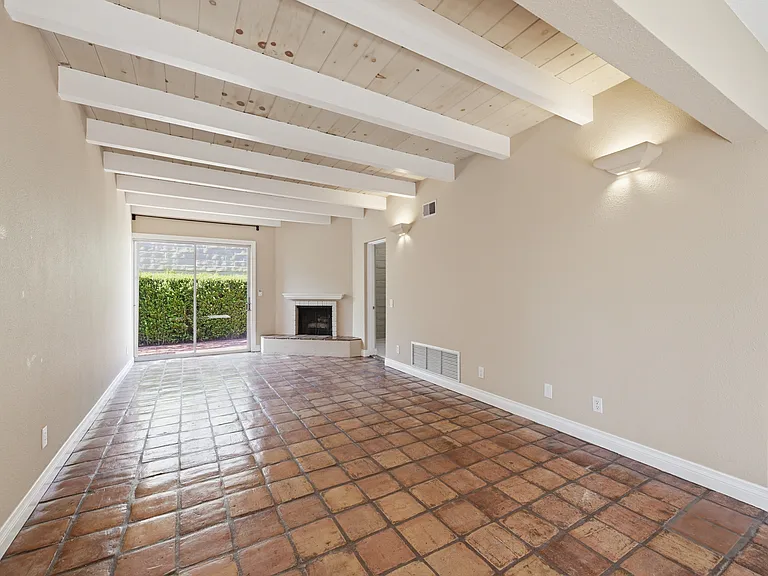 4500 Yorkfield Ct — Photo 19