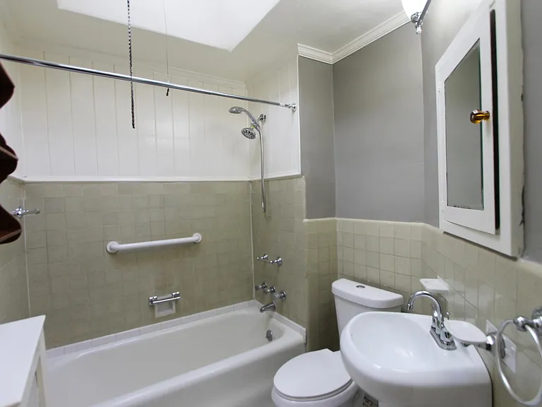 346 E Meehan Ave — Photo 26