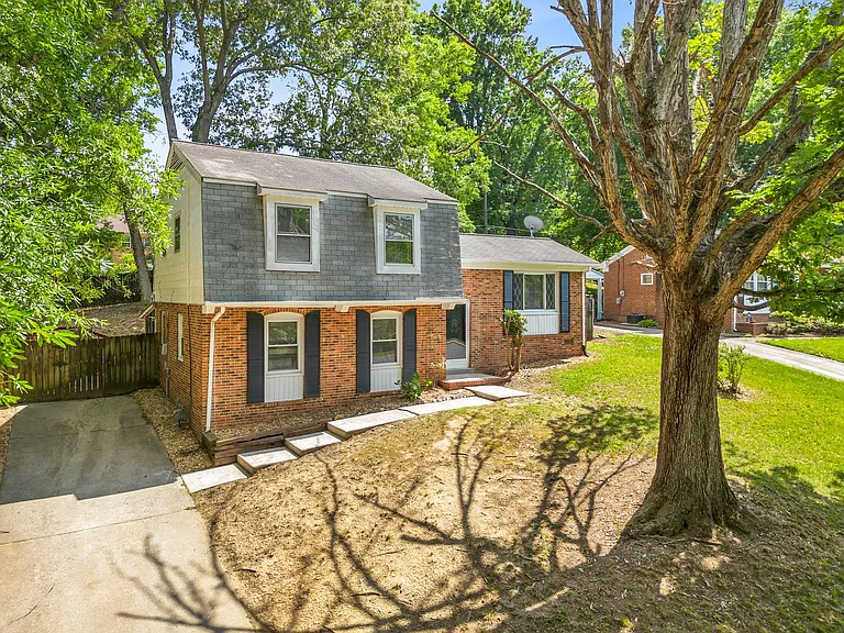 2309 Bridgette Blvd — Photo 36