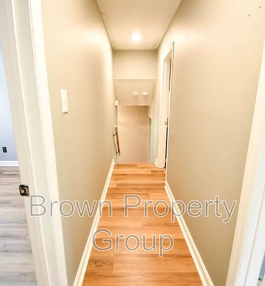 1733 Swann St — Photo 2