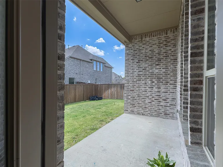 3920 Bentgrass Rd — Photo 29