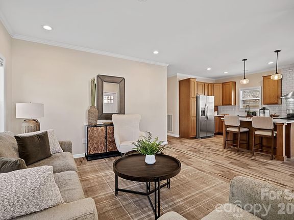 5th image of 122 Bellamy Rd