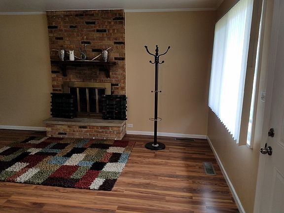 5th image of 506 Lakewood Blvd