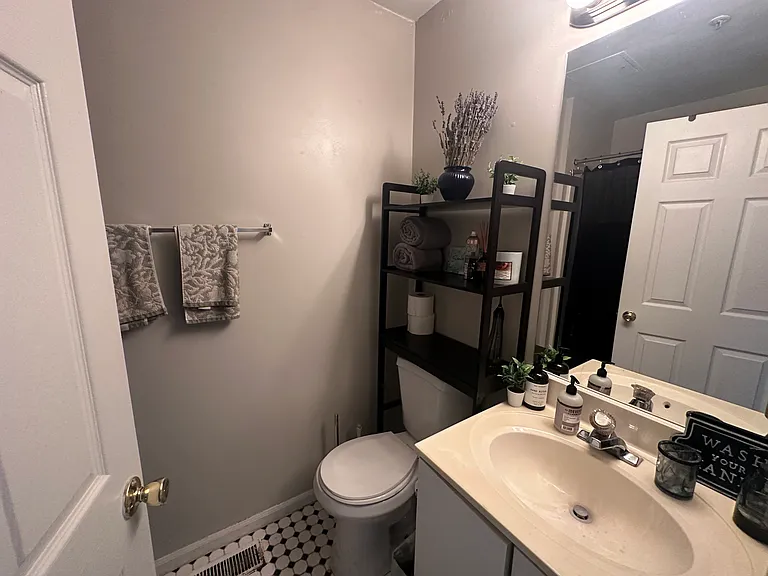 226 Madison St #2 — Photo 8