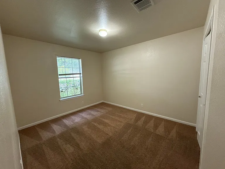 122 Little Lake Rd — Photo 14