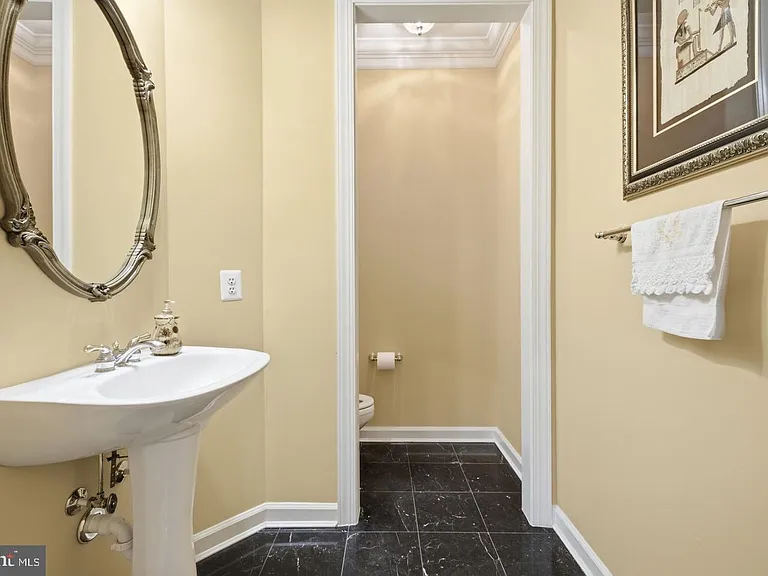 14140 Seneca Rd — Photo 25
