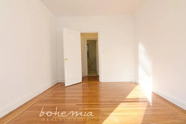 Rented by Bohemia Realty Group | media 2