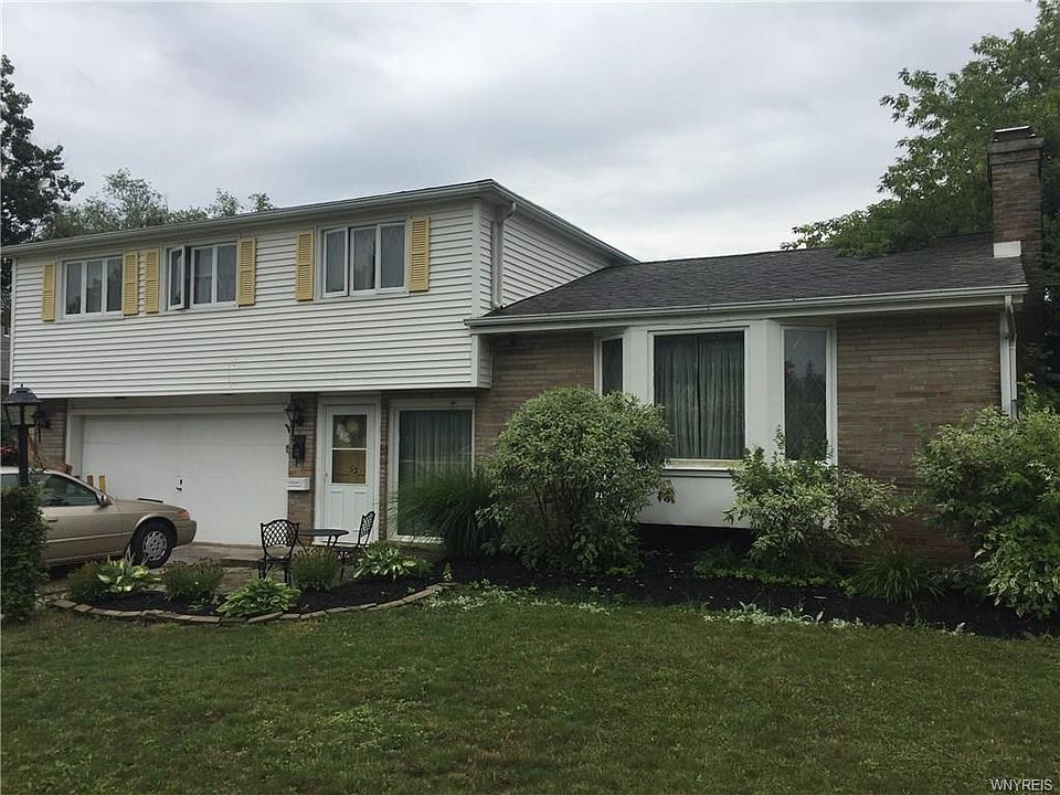 1st image of 63 Clifford Hts