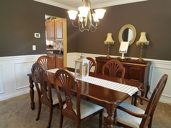 3rd image of 10877 Arcaro Ln