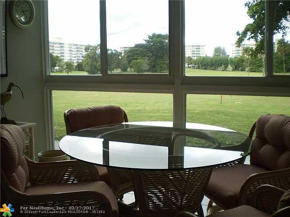 4th image of 3301 S Palm Aire Dr APT 205
