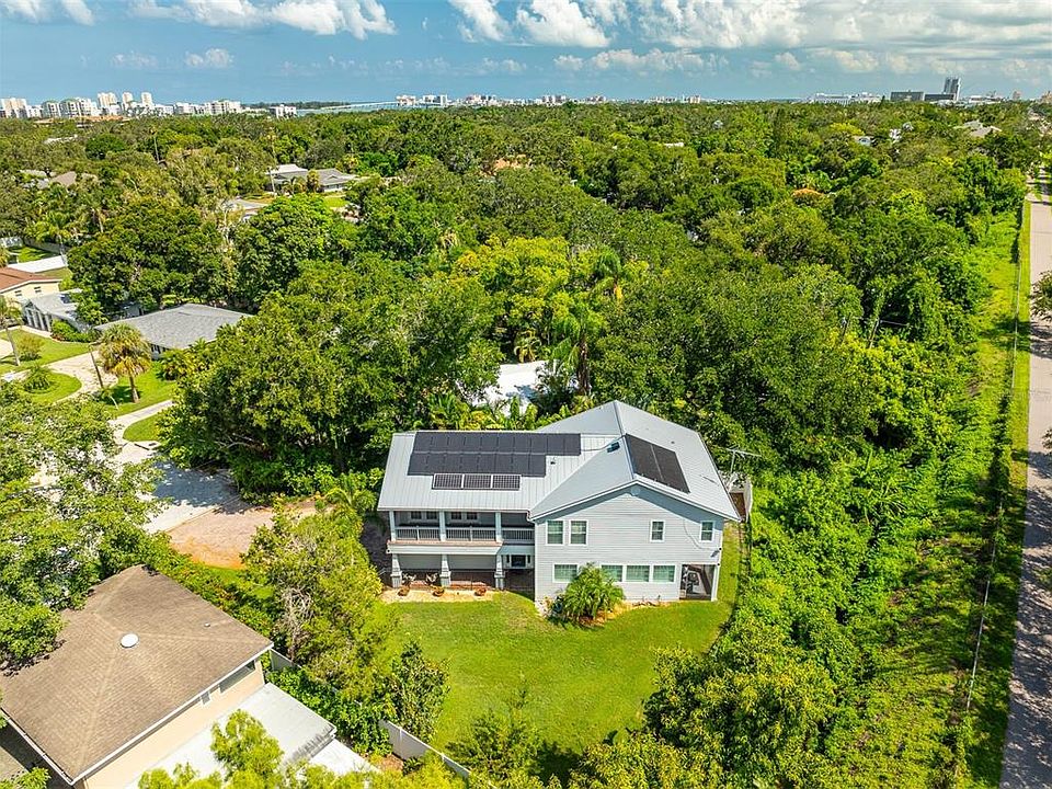 1st image of 321 Barbara Cir