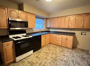 130 E Cober Dr, Grand Prairie, TX 75051