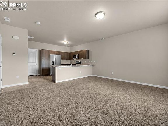 3rd image of 6455 Rawhide Rdg