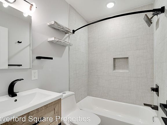 3rd image of 1229-33 Belmont Ave #3-1