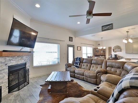 5th image of 7210 McLeod Dr
