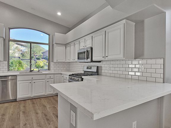 3rd image of 12113 N 138th Way
