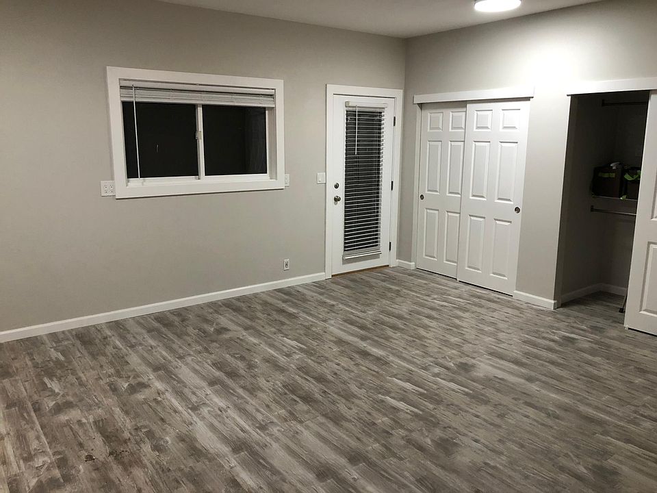 1st image of 12021 3rd Ave NE #3