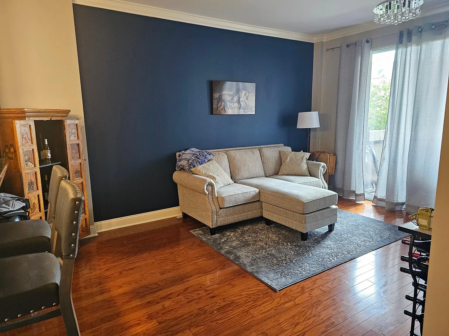 1 bed, 737 sqft, $1,800 — Photo 3