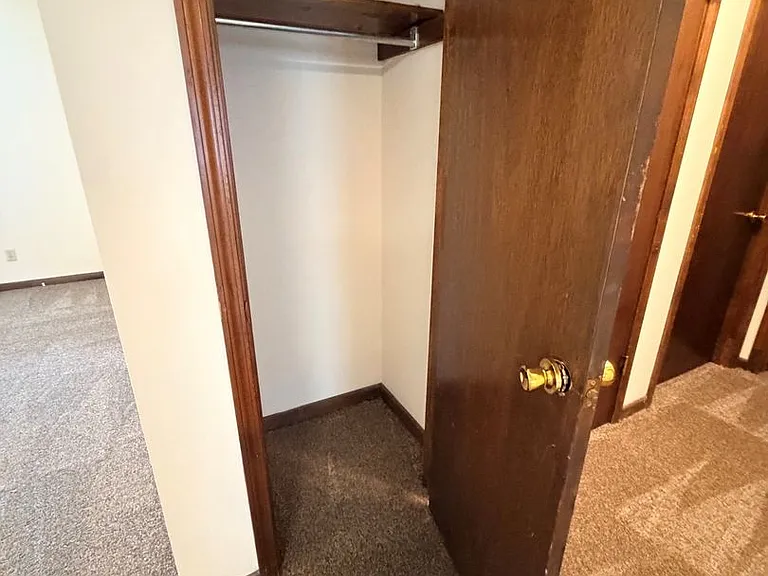 1605 Westbrook Dr #C-2 — Photo 11