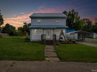 202 Hamilton St, Byron, MI 48418