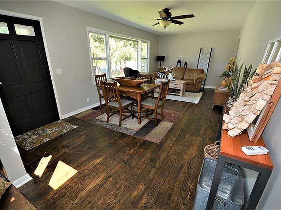 5th image of 1024 Sarasota Dr