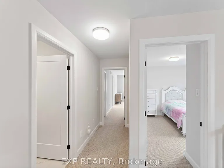 934 Clarkia St — Photo 17