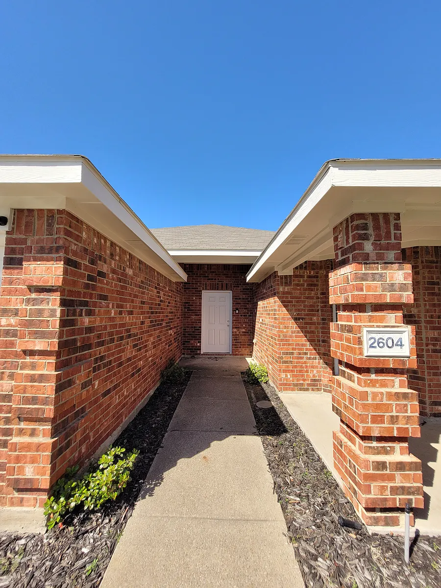 Building Photo - 2604 Spencer Cir